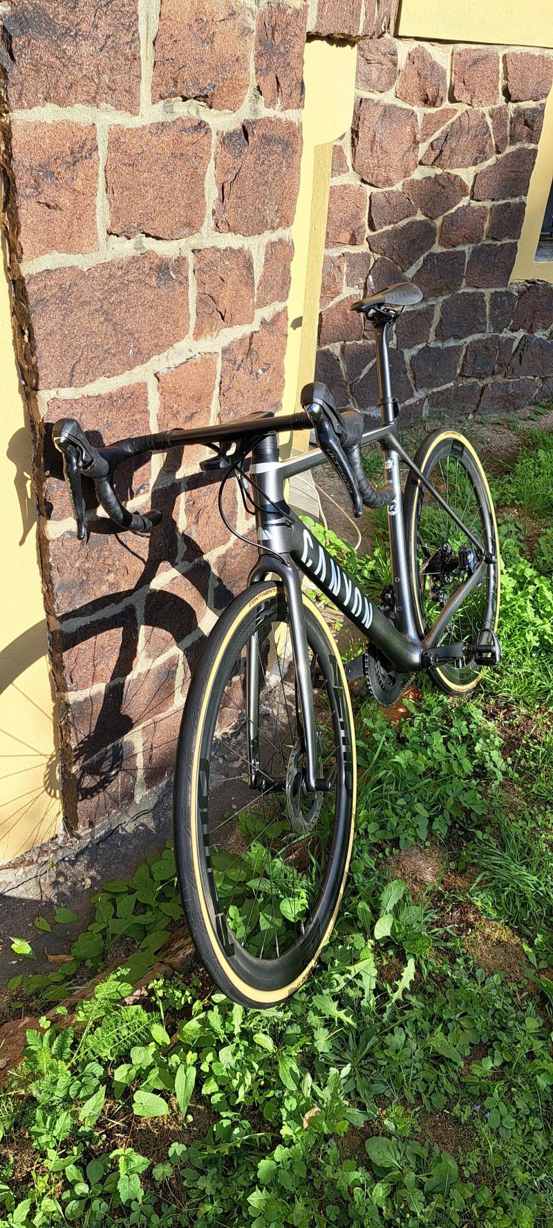 Canyon Ultimate CF SL Disc 8.0