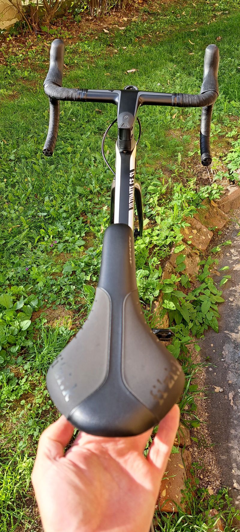 Canyon Ultimate CF SL Disc 8.0