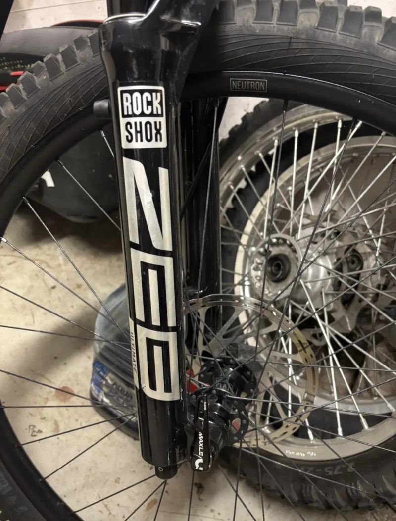 Santa Cruz Nomad CC