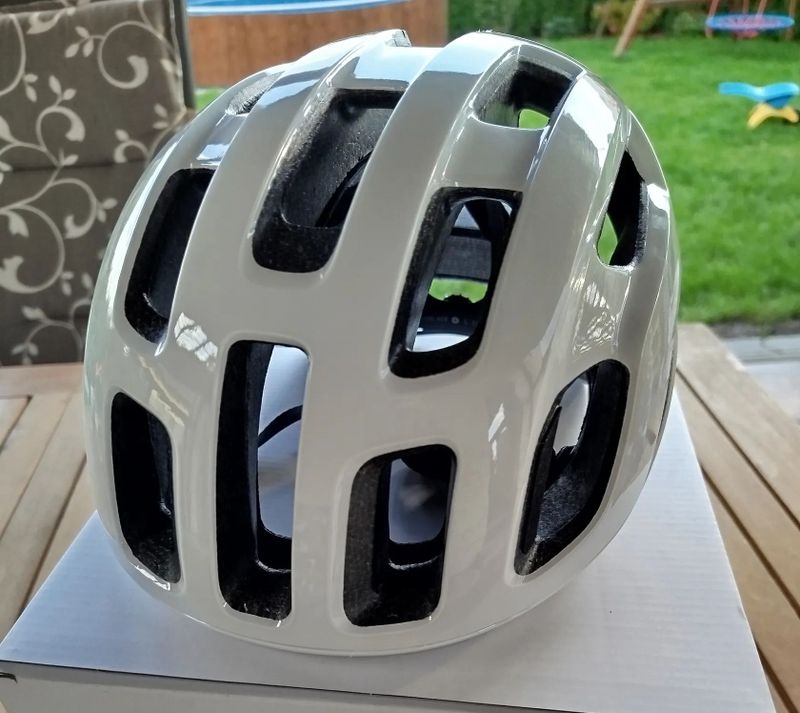 POC Ventral Air Mips vel.L (56-61cm)