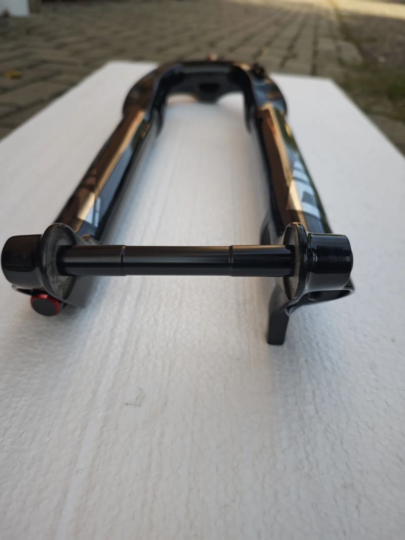 Rock Shox Pike Ultimate Charger 2.1 RC2, 15x110, 140mm
