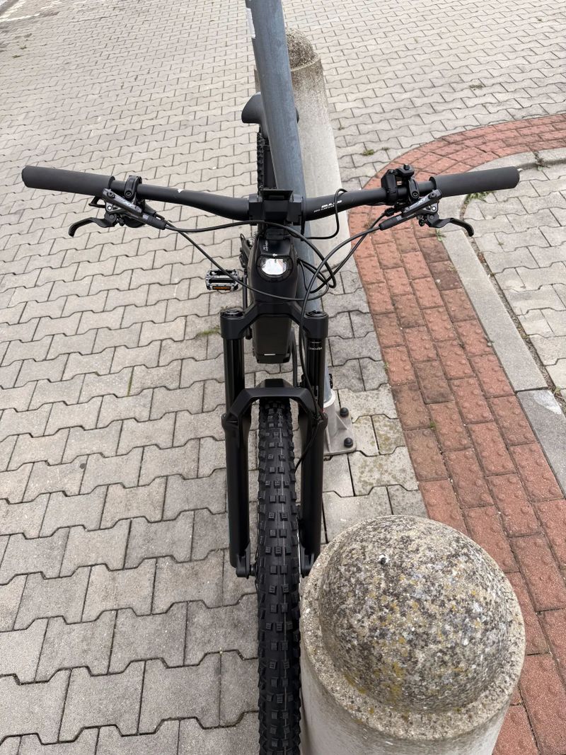Celoodpružené elektrokolo Bulls E-Stream EVO AM FIT L 29 2021