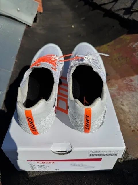 DMT Scarpe Pogi's silniční pánské tretry bílá