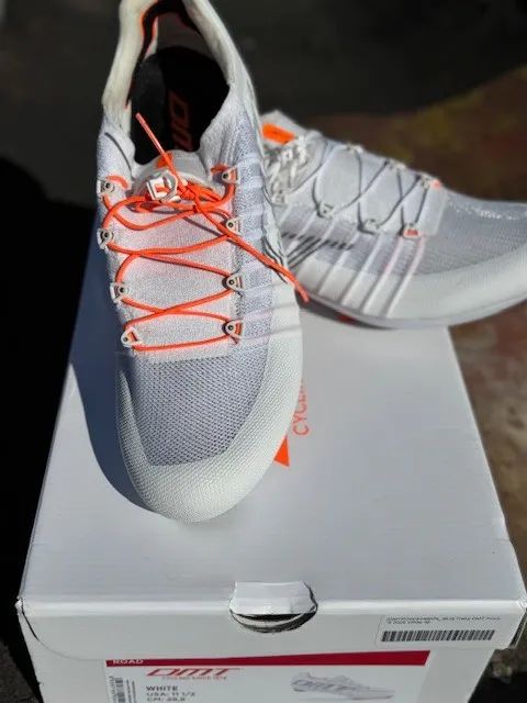 DMT Scarpe Pogi's silniční pánské tretry bílá