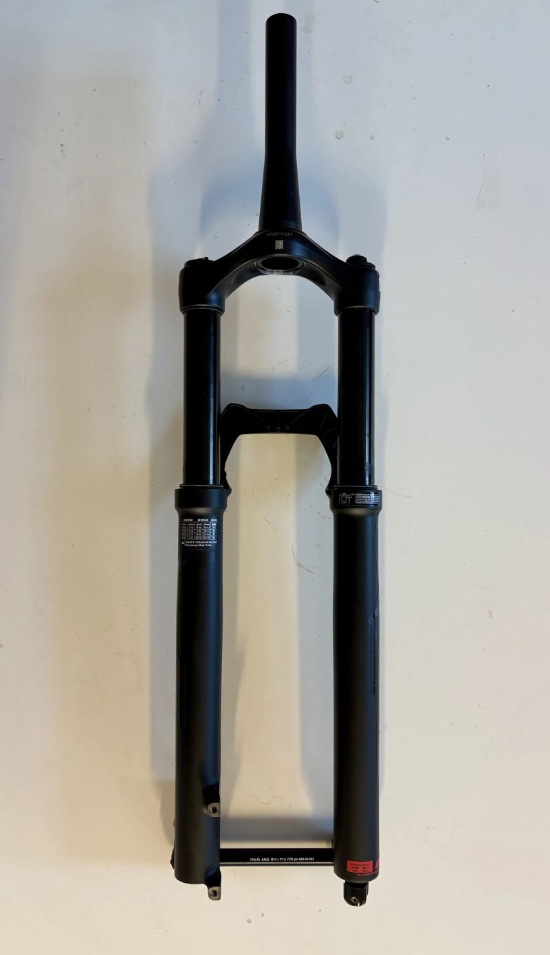 Vidlice Marzocchi 34 Bomber Z2 29” Boost 150mm Rail 
