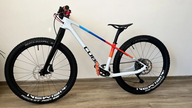 Cube 240 Elite C:62 SLX carbon Teamline