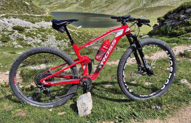 Kross Earth TE vč Wattmetru InPeak