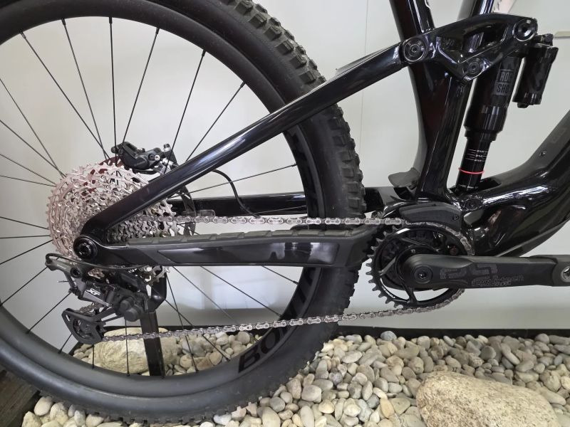 karbonové elektrokolo Trek Fuel EXe 9.8 GX AXS 2023
