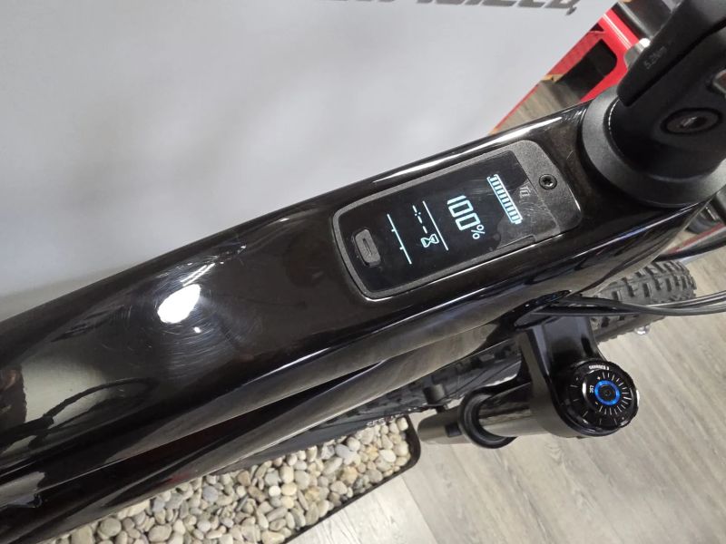 karbonové elektrokolo Trek Fuel EXe 9.8 GX AXS 2023