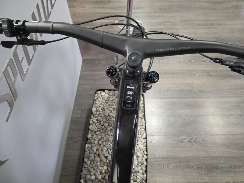 karbonové elektrokolo Trek Fuel EXe 9.8 GX AXS 2023