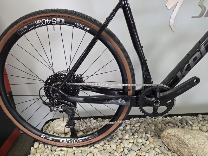 KELLYS SOOT 90 L 2023