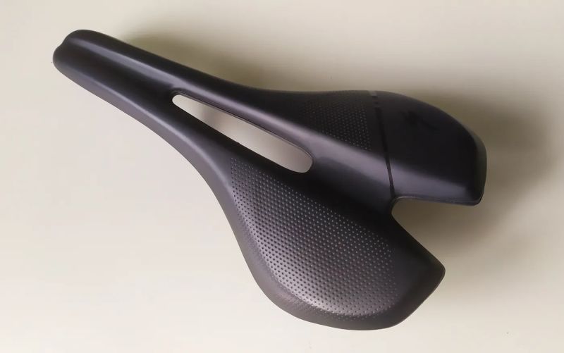 Specialized Toupé Comp - šířka 143mm