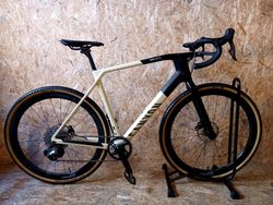 Canyon GRAIL CF SL AXS, SRAM Rival eTap, velikost L 