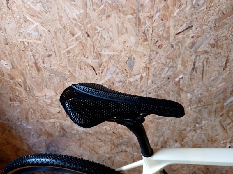 Canyon GRAIL CF SL AXS, SRAM Rival eTap, velikost L 