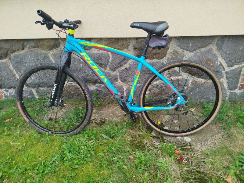 Trekové kolo Rockmachine 