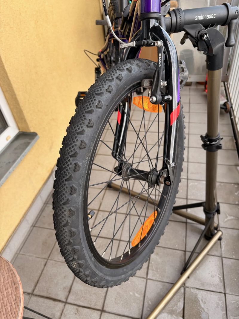 Kellys KELLYS Lumi 30 Purple 20"
