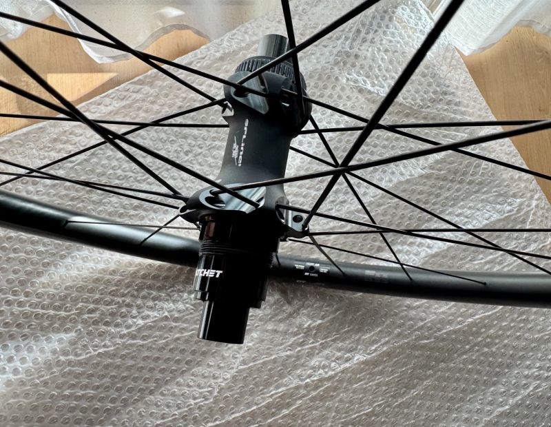 DT SWISS GRC 1400 Spline DB 42 Carbon
