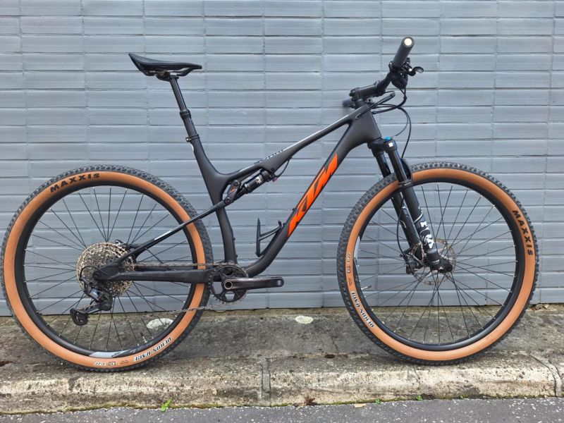KTM SCARP ELITE CARBON MATT
