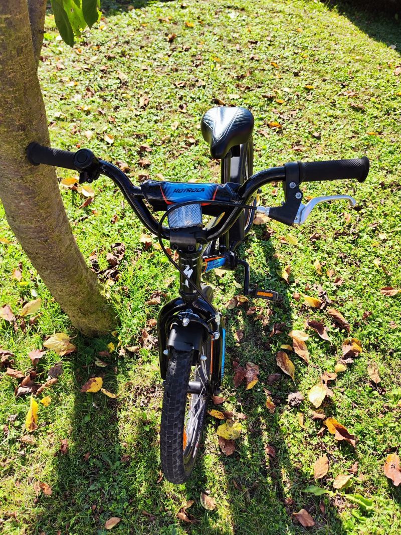 Specialized Hotrock 16