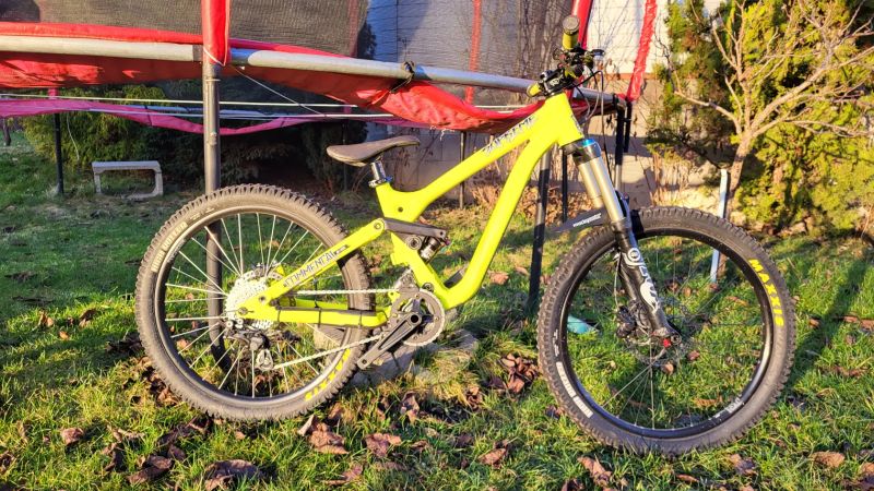 Commencal Supreme 24"