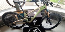 Prodám Cannondale Jekyll carbon 1 vel. M 