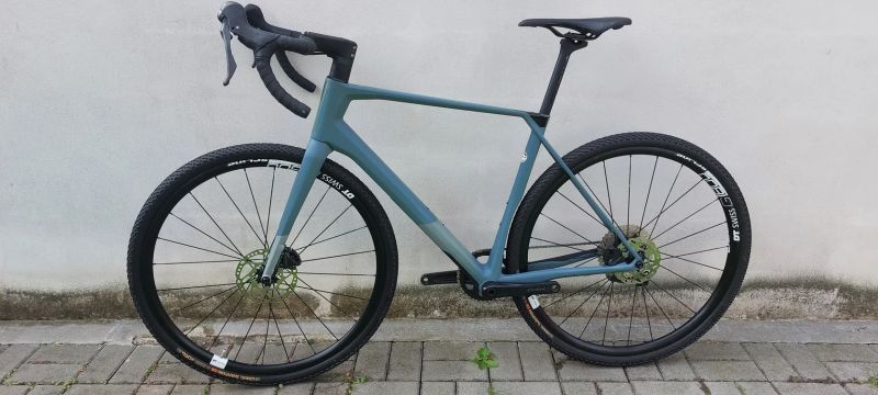 Superior X-Road Team Comp GR 56(L) 35000,--Kč