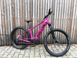 Kellys Tayen R50 - 27 kola a S rám