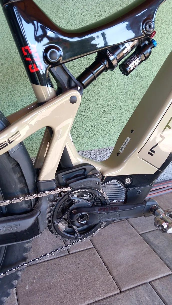 Intense Tazer Pro Carbon vel.L