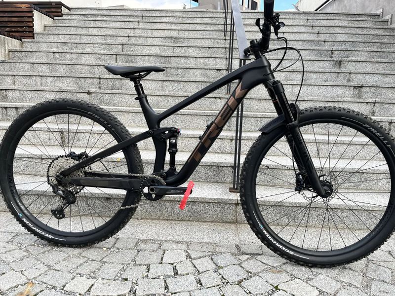 Trek Top Fuel Raw Carbon 2024 