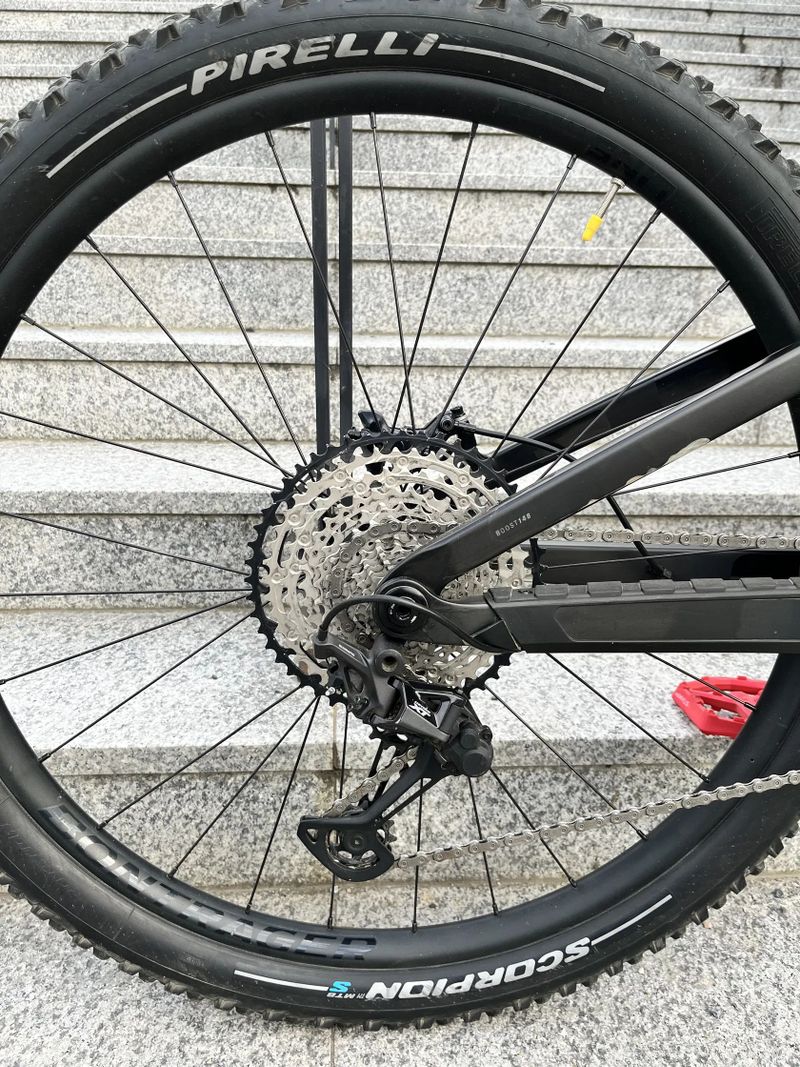 Trek Top Fuel Raw Carbon 2024 