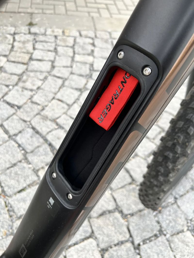 Trek Top Fuel Raw Carbon 2024 