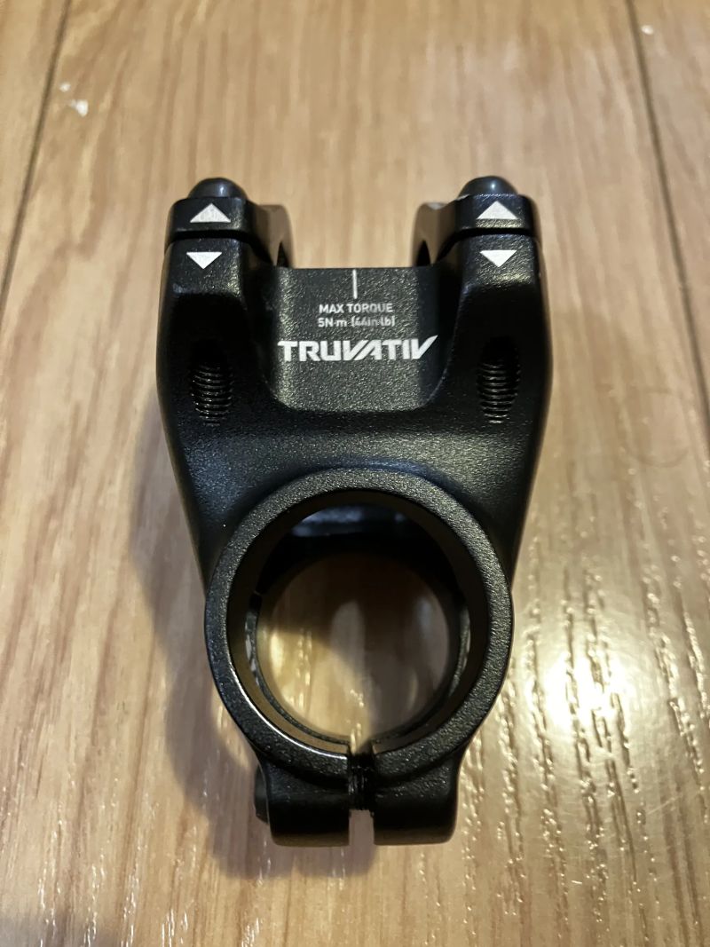 MTB představec Truvativ Descendant + řidítka Nukeproof Horizon V2
