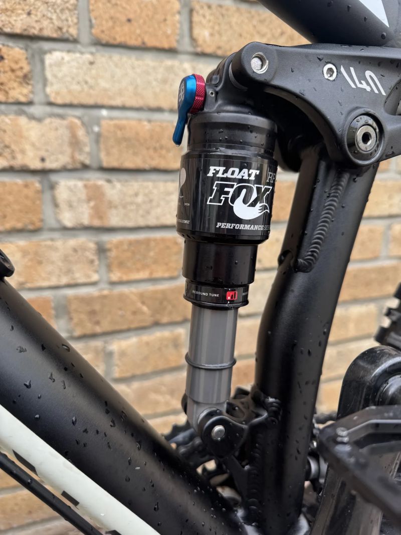 CANYON NERVE 140 // NAJETO 400KM!