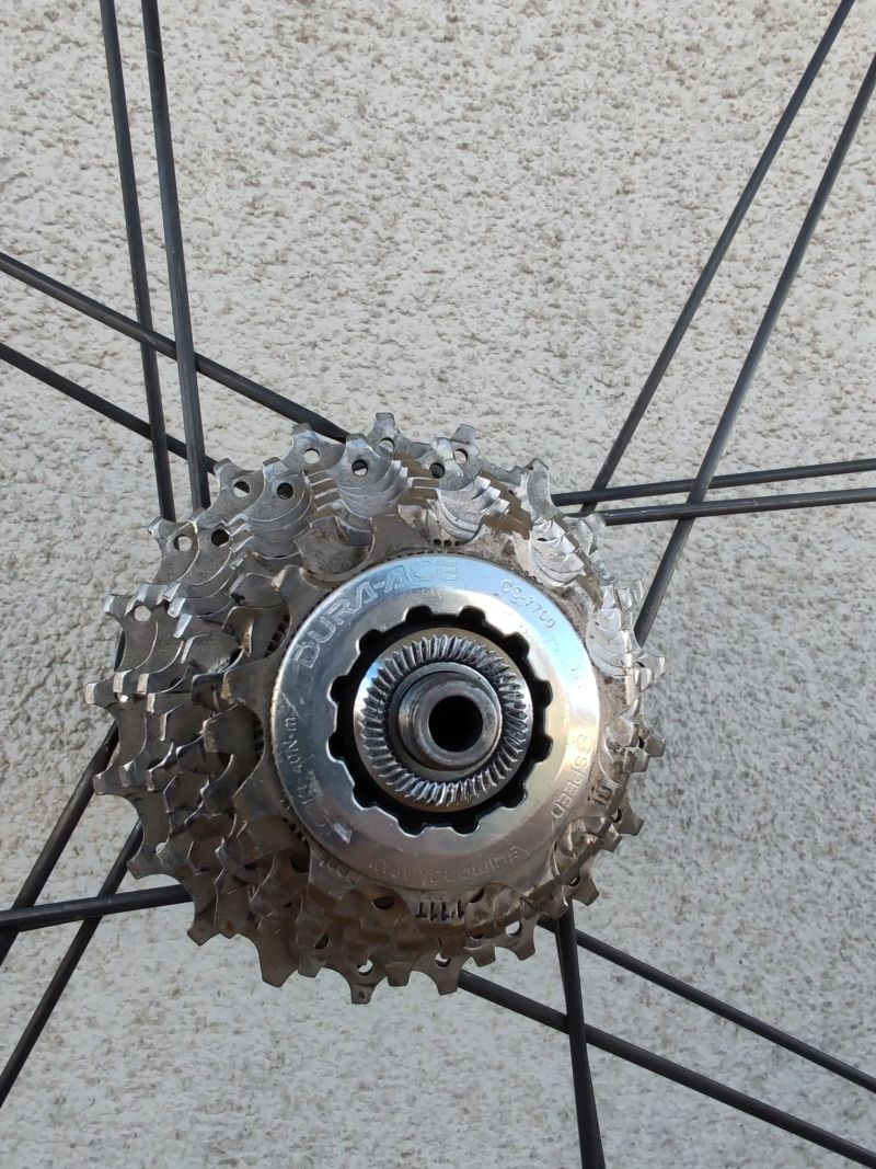 Shimano Dura-Ace 7700 zapletená kola