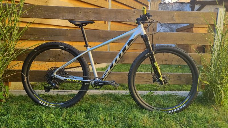 Scott Scale 710