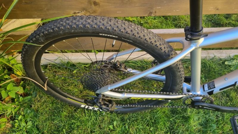 Scott Scale 710