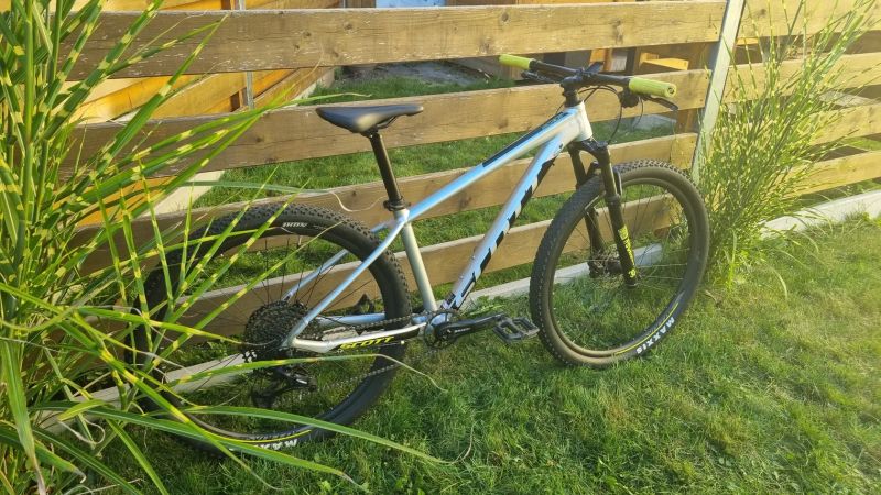 Scott Scale 710