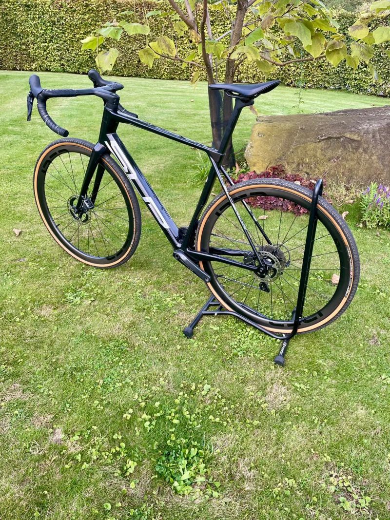 Superior x road team issue vel. 56