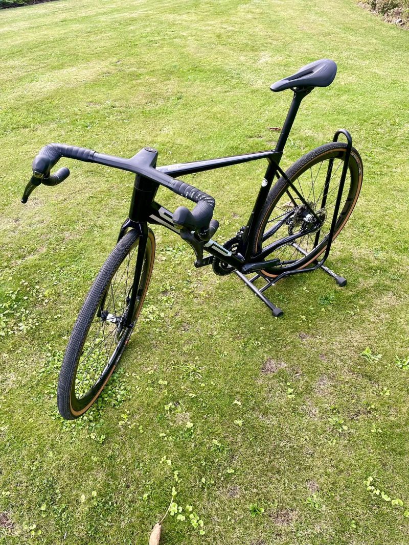 Superior x road team issue vel. 56
