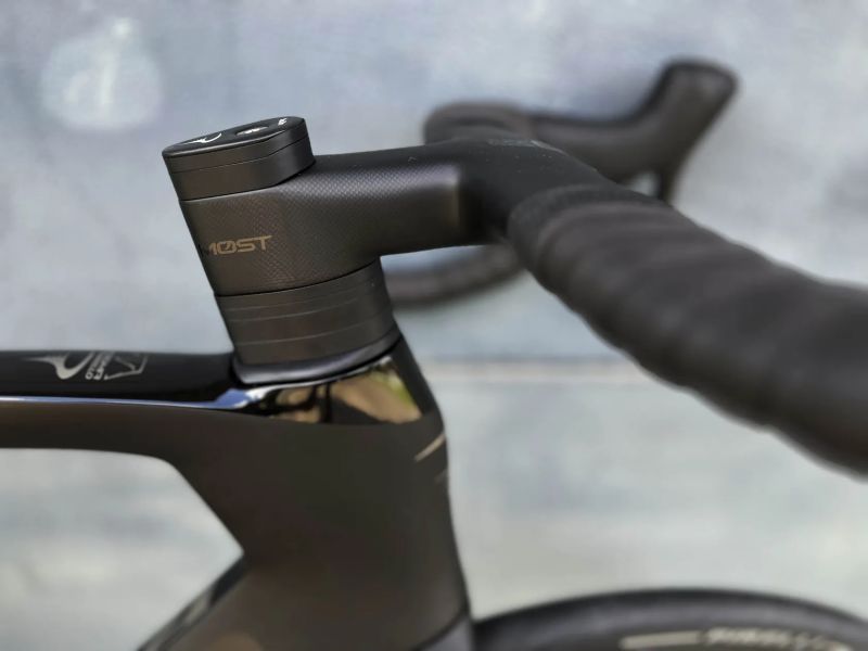 Pinarello Dogma F 2025 (NOVÉ, se Zipp 454 NSW)