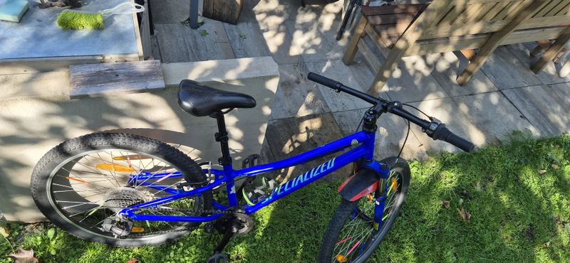 Specialized Hotrock
