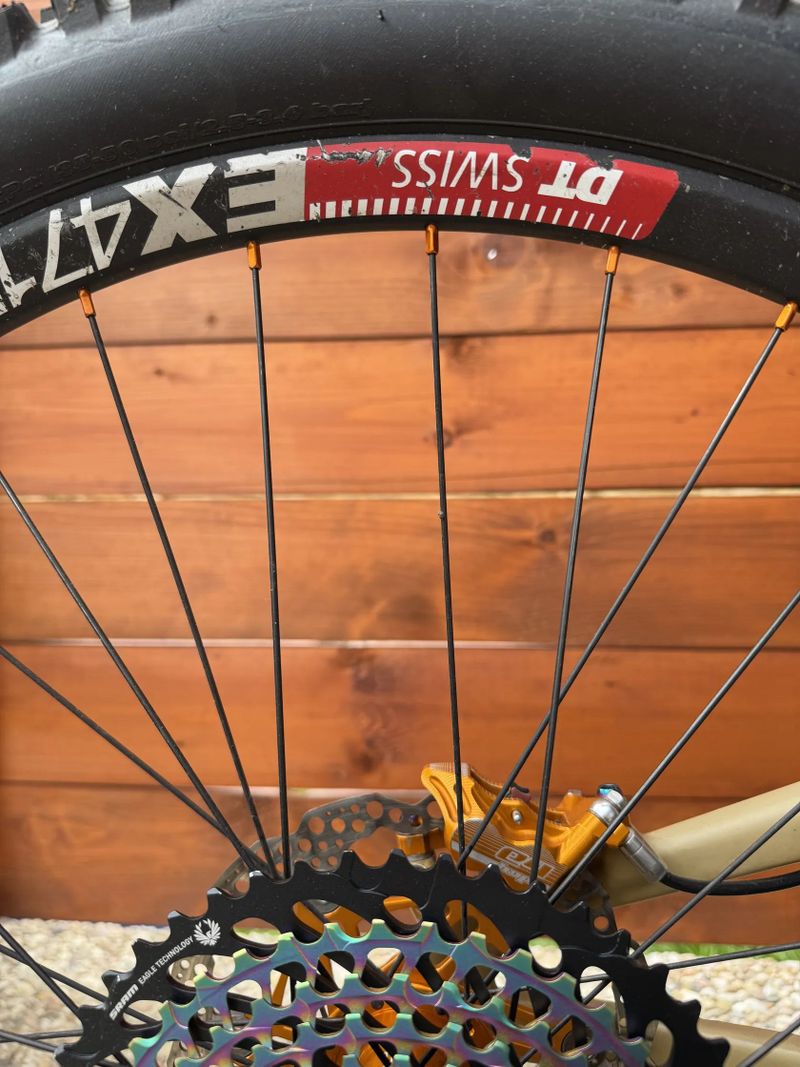 Santa Cruz Nomad