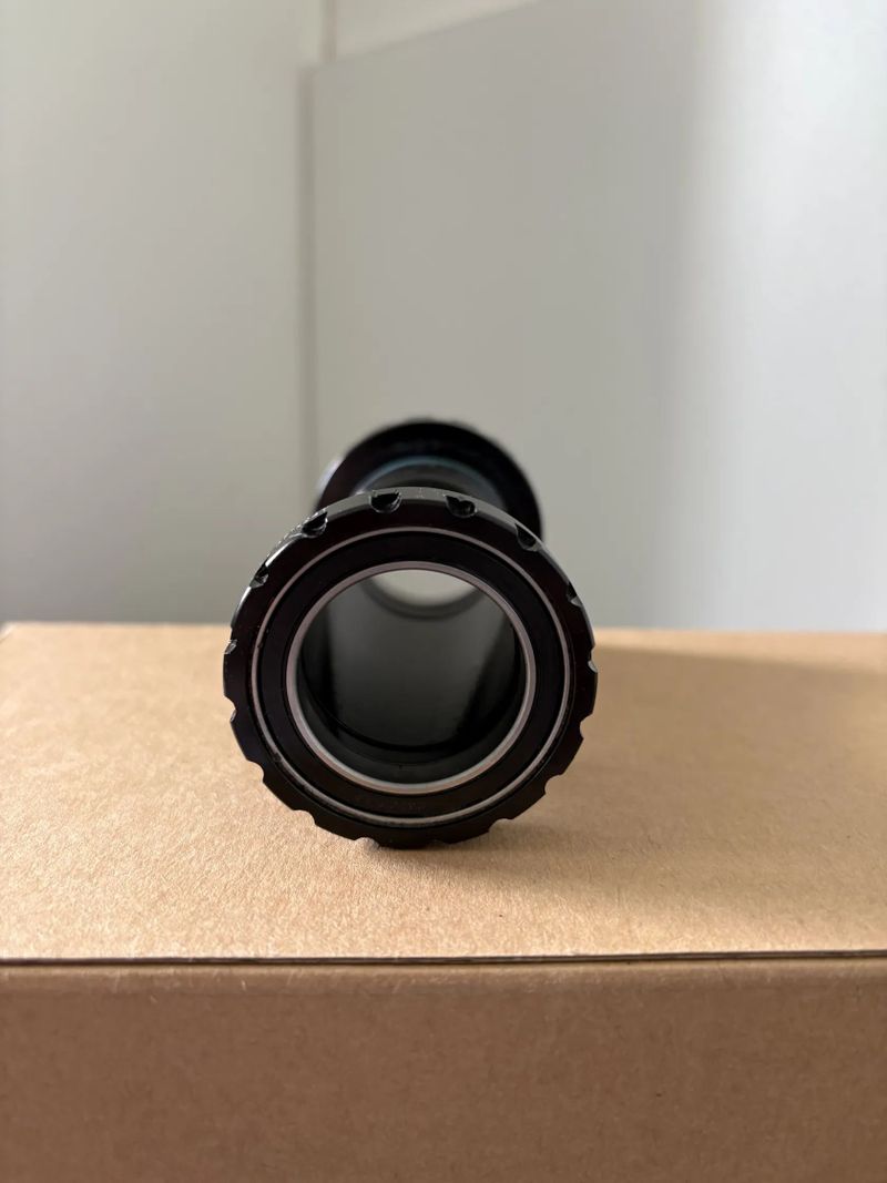 Závitové středové sloužení Cema 73 mm