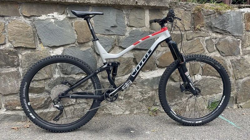 Celoodpružene horské kolo 27,5+