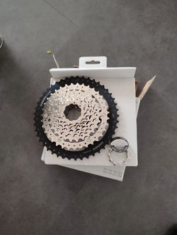 Nova kazet Shimano Hg400 - 8, 11-45 +packeta Zdarma