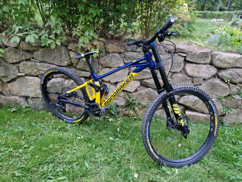 Mondraker Summum -vel. L, alu rám, 2021