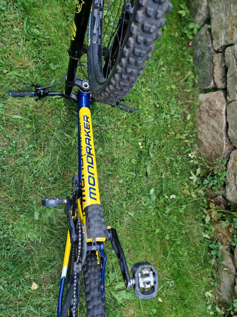 Mondraker Summum -vel. L, alu rám, 2021