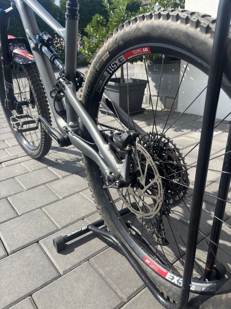 Specialized Status 160