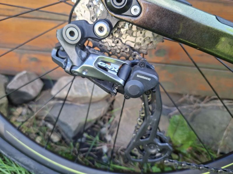 Karbonový gravel Sava di2