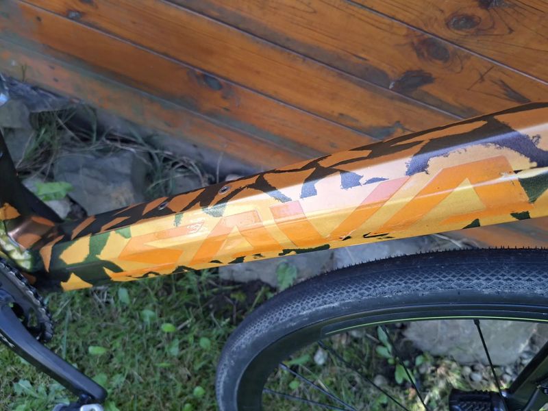 Karbonový gravel Sava di2